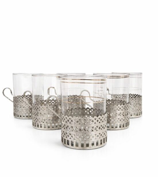 Īru kafijas krūzes ar metāla rokturiem